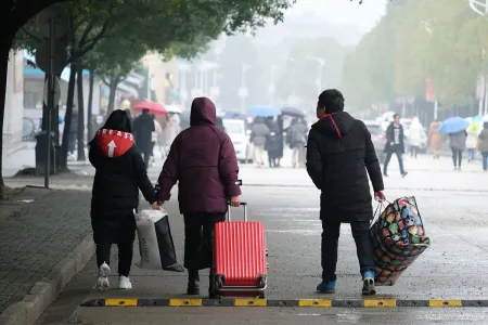 放假通知！内蒙古中小学2023年寒假时间确定，有人欢喜有人愁（内蒙古中小学放寒假时间2021年）
